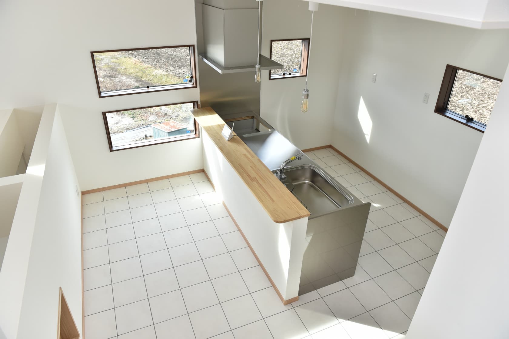 ゆとりのあるキッチン。